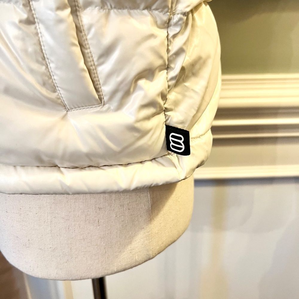 Aritzia Super Puff Cream Puffer Vest - Picture 4 of 12